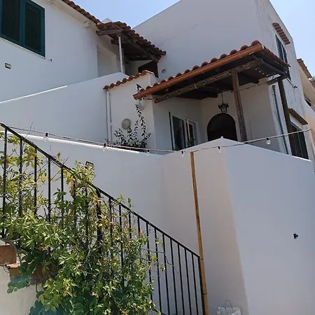 Appartamento Monolocale Con Terrazza, Solarium E Vista Mare Al Tramonto, Forio D'ischia -l'ulivo Forio di Ischia