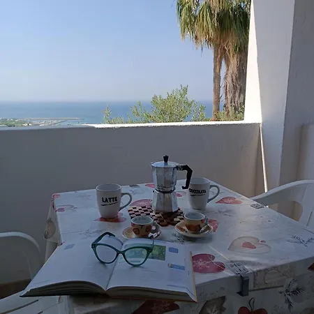 Appartement L'ulivo - Mini Con Terrazzo E Solarium Privato, Ischia Forio di Ischia
