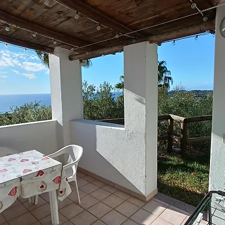 L'ulivo - Mini Con Terrazzo E Solarium Privato, Ischia * Forio di Ischia