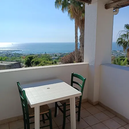 Monolocale Con Terrazza, Solarium E Vista Mare Al Tramonto, Forio D'ischia -l'ulivo Appartamento *