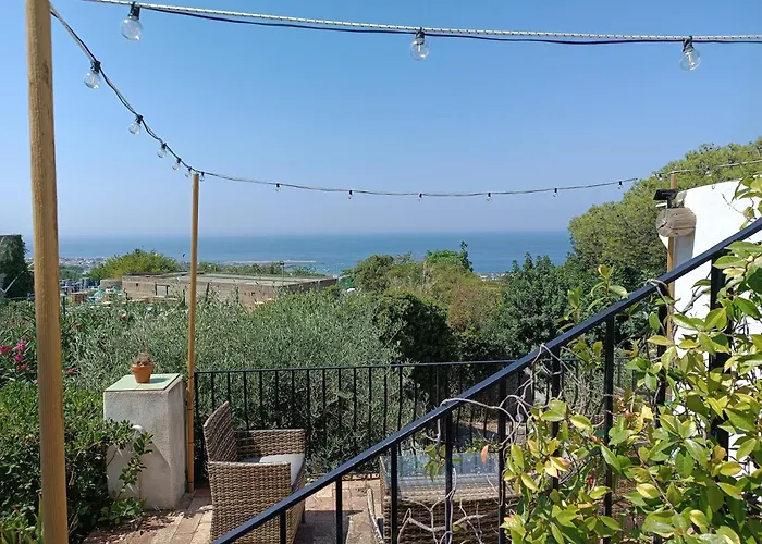 L'Ulivo - Monolocale Con Terrazza E Solarium Vista Mare A Forio D'Ischia *